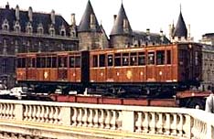 Wooden metro cars from July 1900.